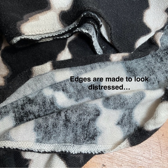 INC Sweater - Abstact pattern with Faux Distressed edges - Picture 8 of 10